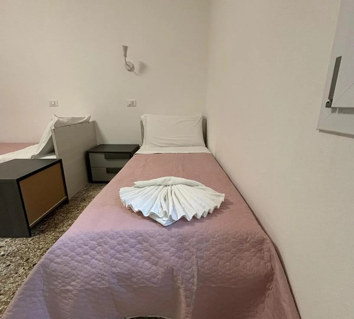 Daire Venice Station Guest House